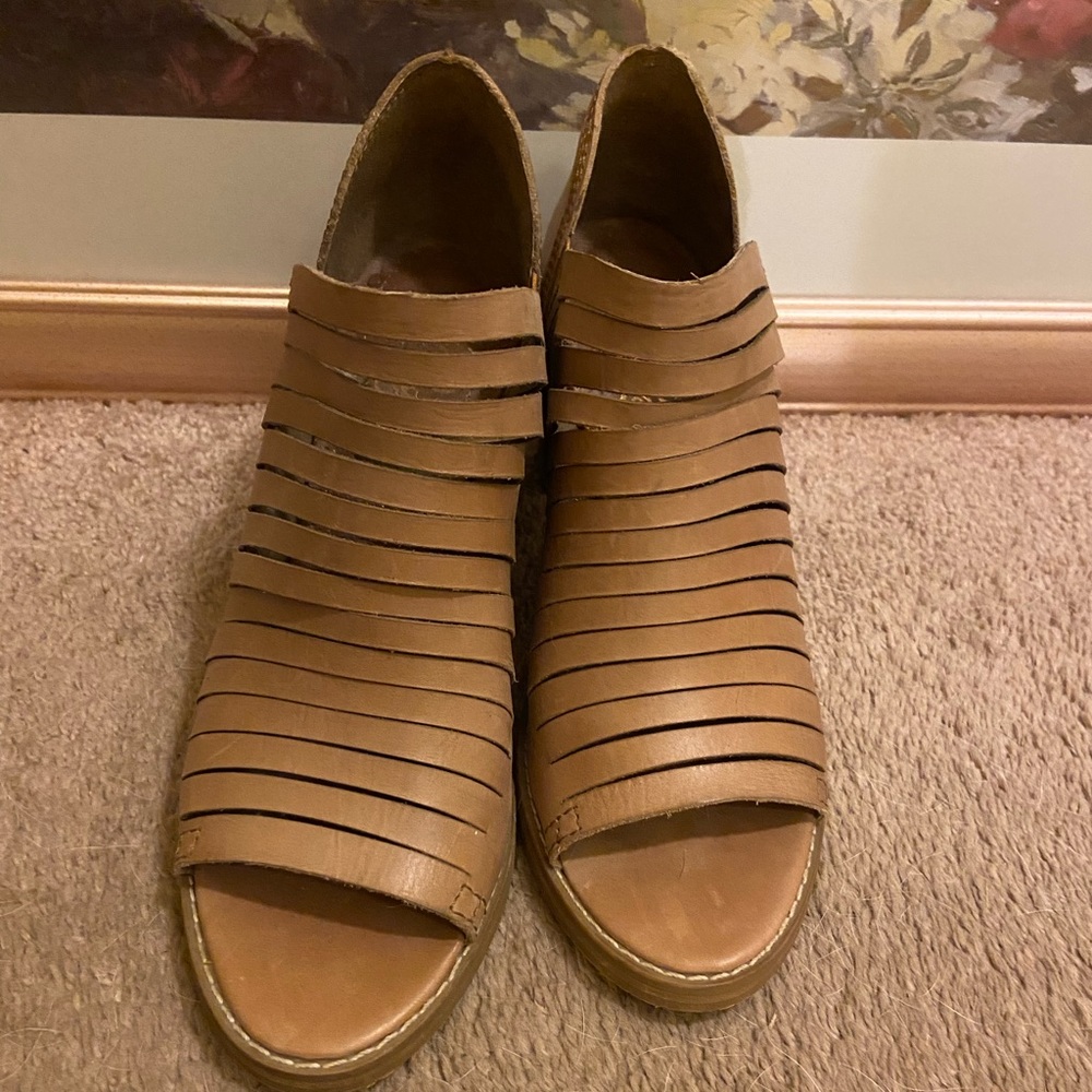 Naughty Monkey leather heels